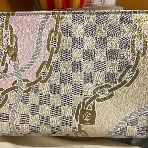 Louis Vuitton Toilet Damier Azur Bag - Picture 4 of 10